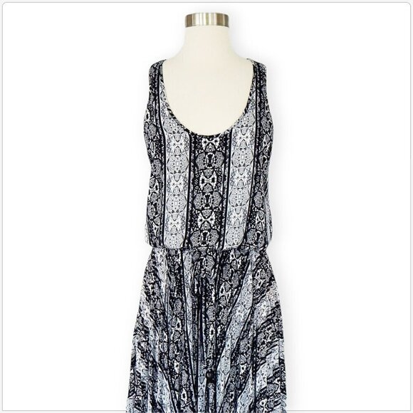 CACHE Long Black White Print Pleated Blouson Belted Boho Maxi Dress NWOT New 8 - Picture 3 of 5